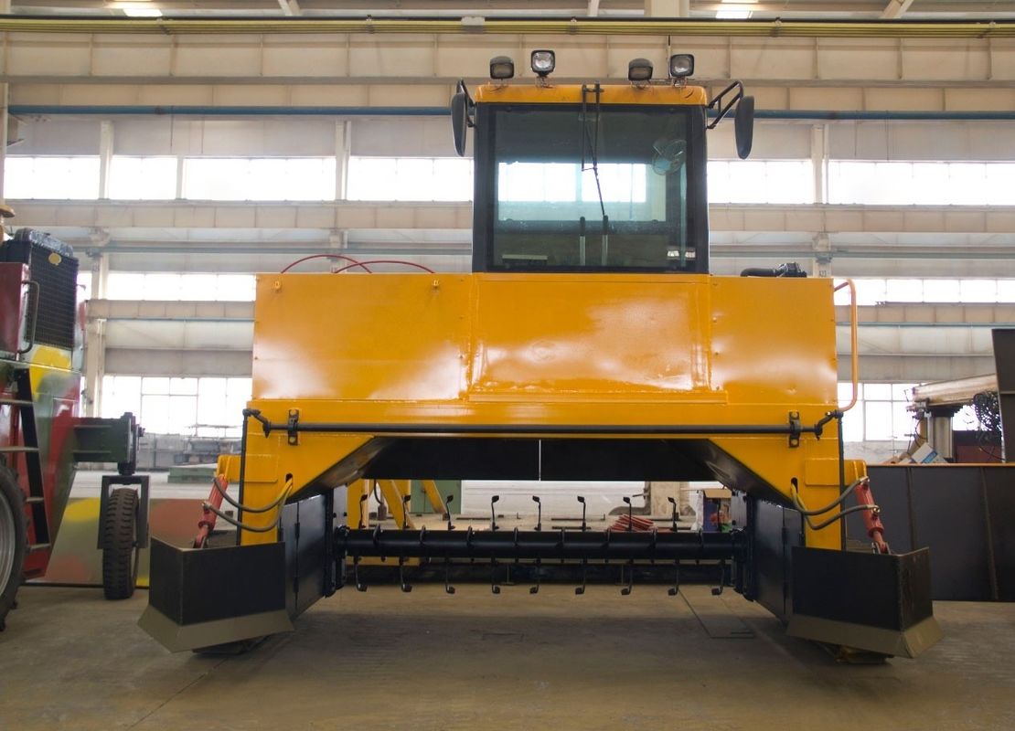TC-serie Crawler-type Organische afvalfermentatie-apparatuur Compost Turner Machine