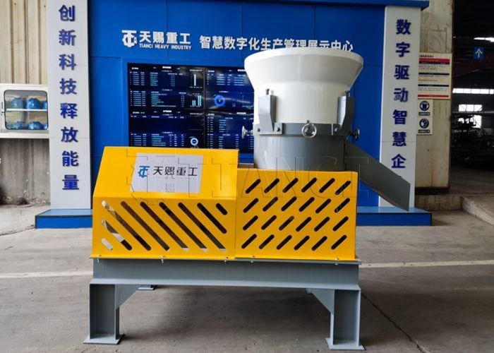 Dodelijk mestgranulator Platte film-extrusiegranulator met een afmeting van 3-50 mm