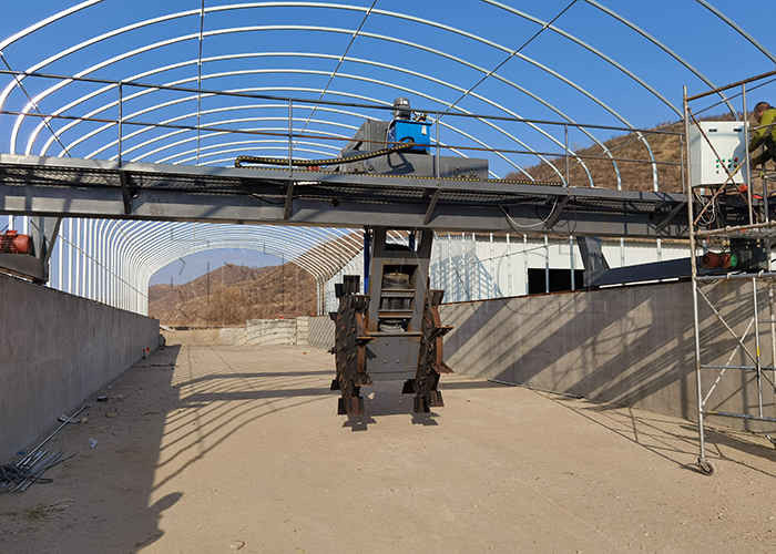 Wieltype Compost Turner Organische meststof Fermentatie Compostmachine Met eenvoudige bediening