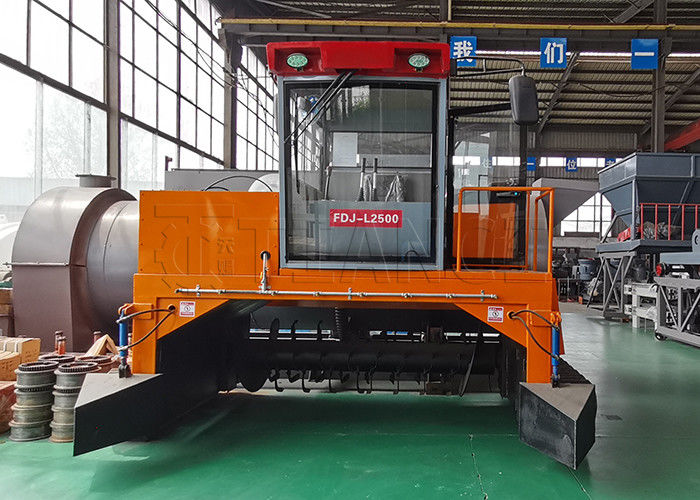 Organische mest fermentatie compostmachine crawler type voor aërobe ontbinding van grondhoop