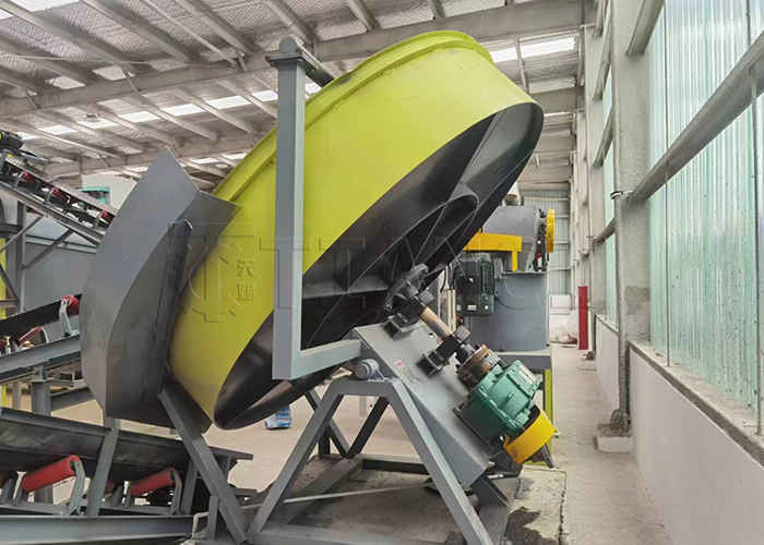 1-20T/H dierlijke mest organische meststof granulatielijn schijf granulator voor organisch afval