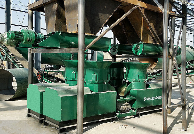 Productielijn voor bentonietgranulaat DAP-mestmachine voor het maken van platte granulaatproductielijn