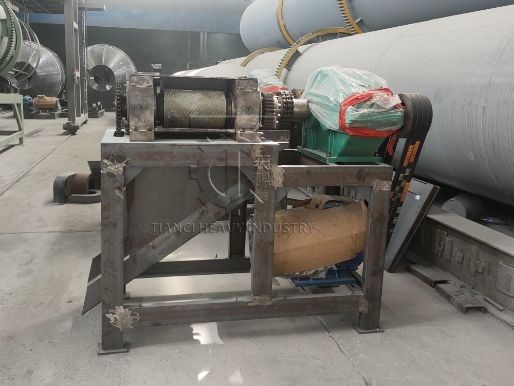 Op maat gemaakte dubbelrolgranulator voor de productie van granulaten van NPK chemische meststoffen