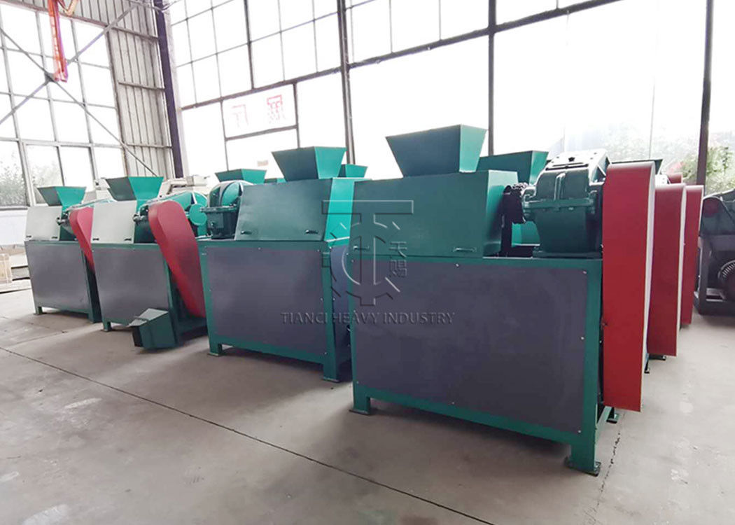 Russische rode MOP Droge rolpers Granulator machine Russische rode MOP Extrusie granulatie productielijn