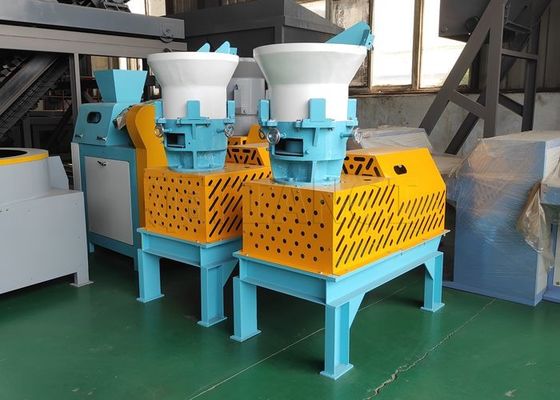 Vervaardigingsapparatuur voor meststoffen voor kippenmest granulaire meststoffen platte folie-extrusiegranulator