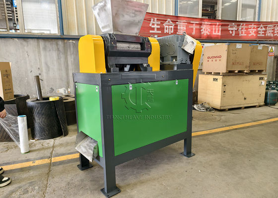 Dubbelrol granulator Dubbelrol extrusie granulator voor het produceren van meststof granulaten